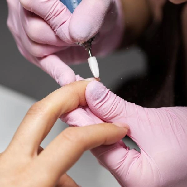 Manicure que faz unha em gel perto de mim